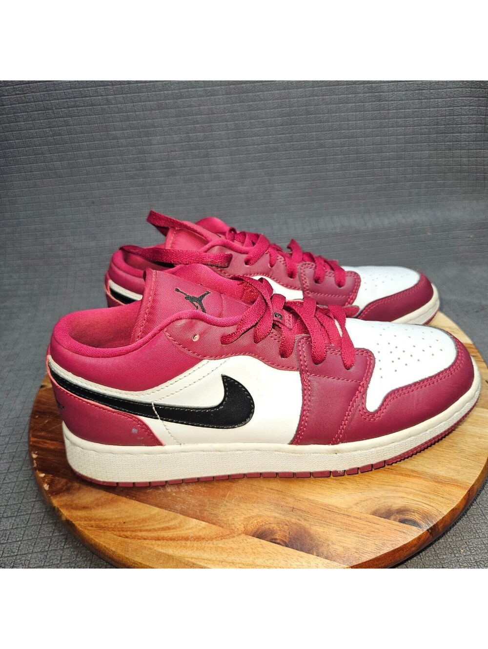 Jordan 1 Low Sneakers Unisex Kids Gym Red White Black US 6Y Youth Shoes